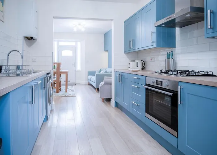 Park Place - 2 Bedroom Apartment - Tenby