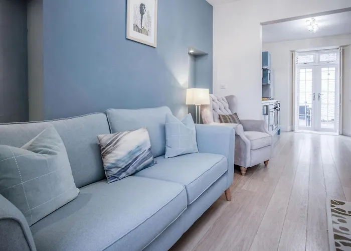Park Place - 2 Bedroom Apartment - Tenby